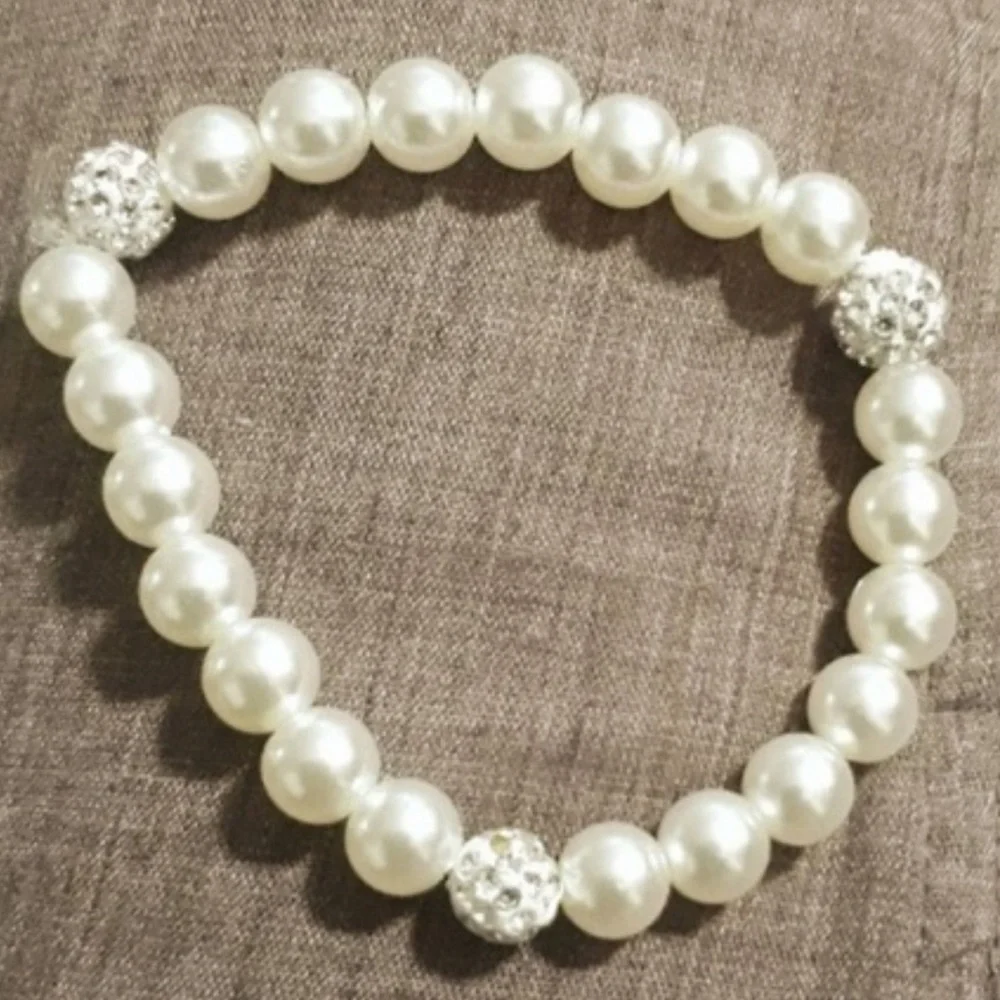 Amazing Genuine Pearl Stretch Bracelets with Austrian Crystal Ball - Picture 3 of 7